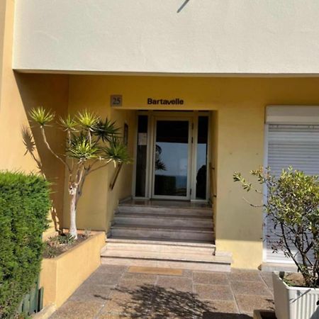 Appartement Le Pied Dans L'Eau - Calm - Sun - Seaside - Hipprodrome - Racetracks à Cagnes-sur-Mer Extérieur photo