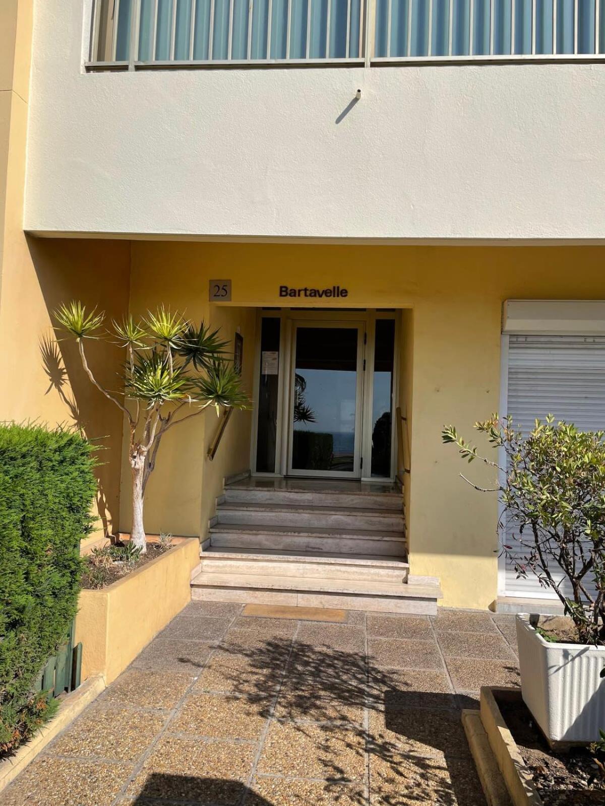 Appartement Le Pied Dans L'Eau - Calm - Sun - Seaside - Hipprodrome - Racetracks à Cagnes-sur-Mer Extérieur photo