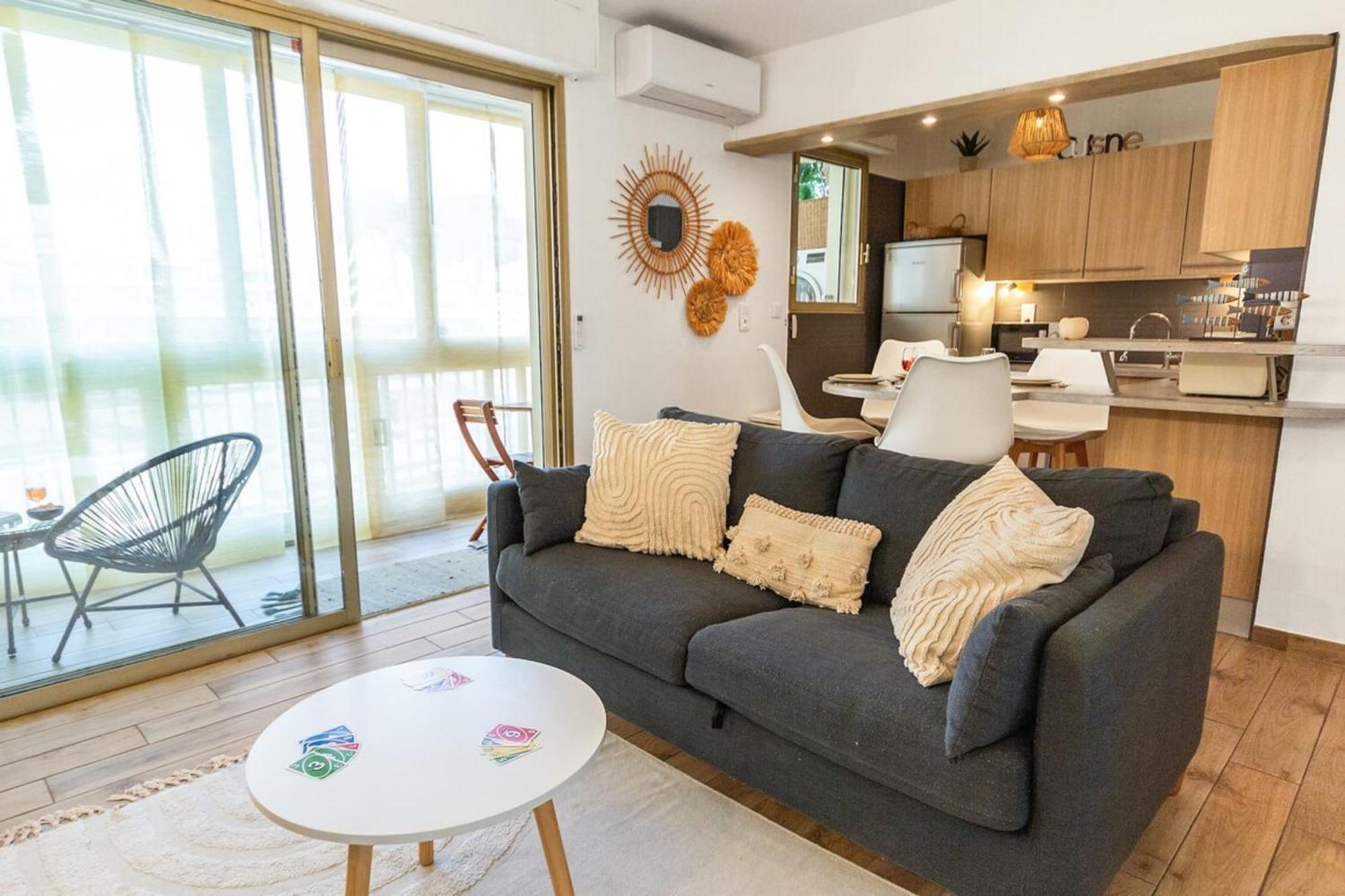 Appartement Le Pied Dans L'Eau - Calm - Sun - Seaside - Hipprodrome - Racetracks à Cagnes-sur-Mer Extérieur photo